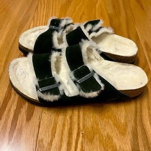 Forest Green Birkenstock Shearling Slide. Size 40.